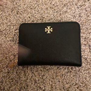 Tory Burch Zip Around Wallet
